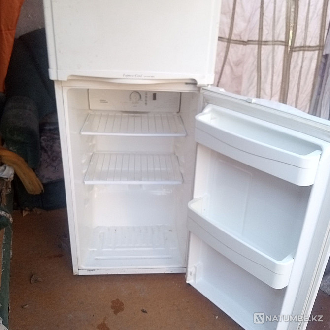 Selling a refrigerator; does not work; and I’ll give you a working TV as a gift) Almaty - photo 3