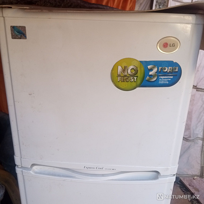Selling a refrigerator; does not work; and I’ll give you a working TV as a gift) Almaty - photo 5