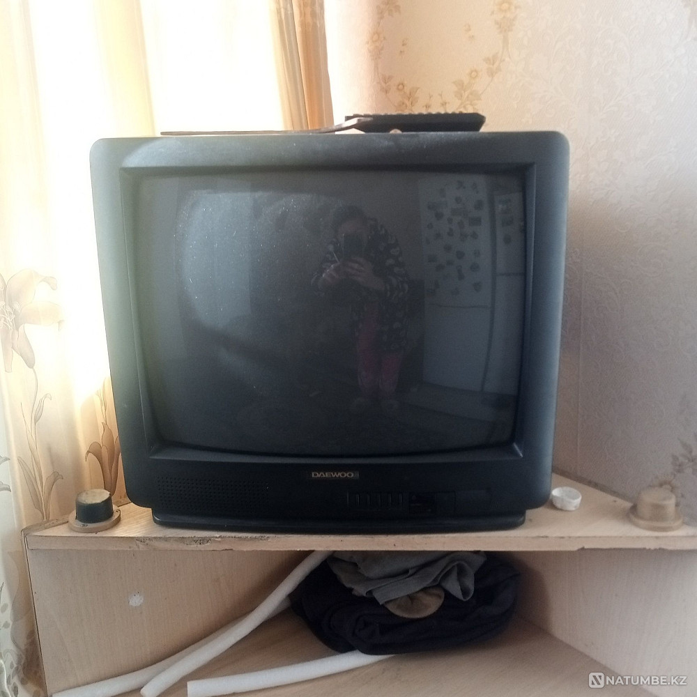 Продам холодильник; не работает; и отдам в подарок телевизор рабочий ) Алматы - изображение 7