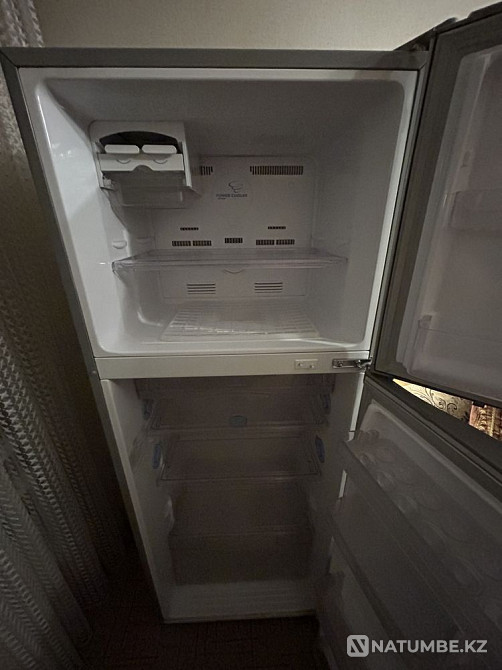 Selling a great refrigerator. Almaty - photo 2
