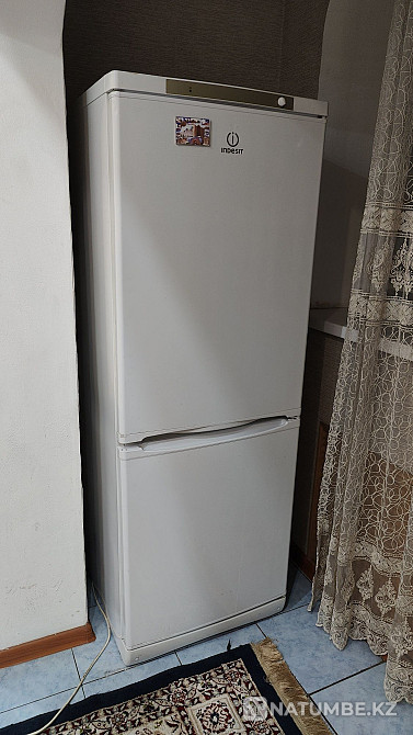 Холодильник indesit Алматы - изображение 1