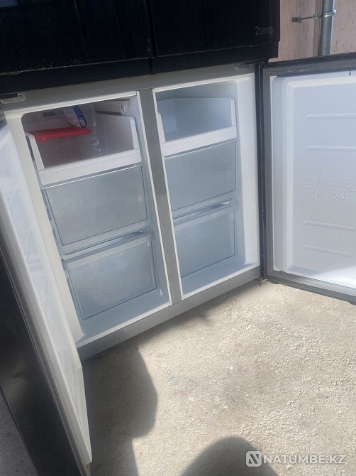 Selling a used refrigerator Almaty - photo 3