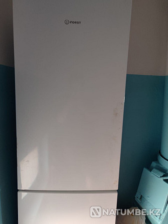 Selling refrigerator Indesit Almaty - photo 3