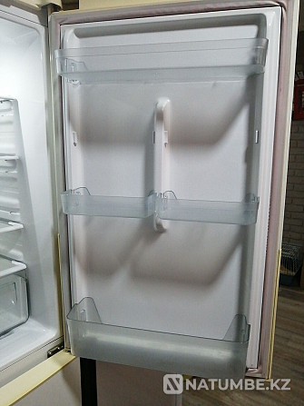 Selling a used refrigerator Almaty - photo 5