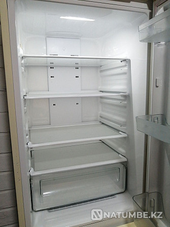 Selling a used refrigerator Almaty - photo 2