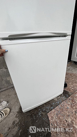 Urgently selling Indesit refrigerator Almaty - photo 5