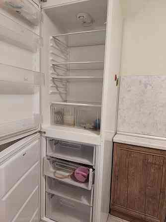Продам холодильник Алматы