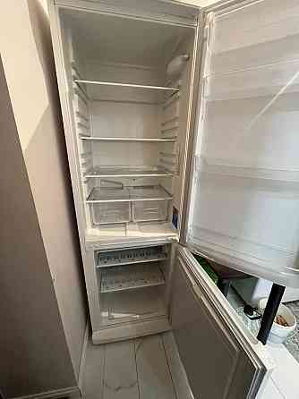 Продам холодильник Алматы