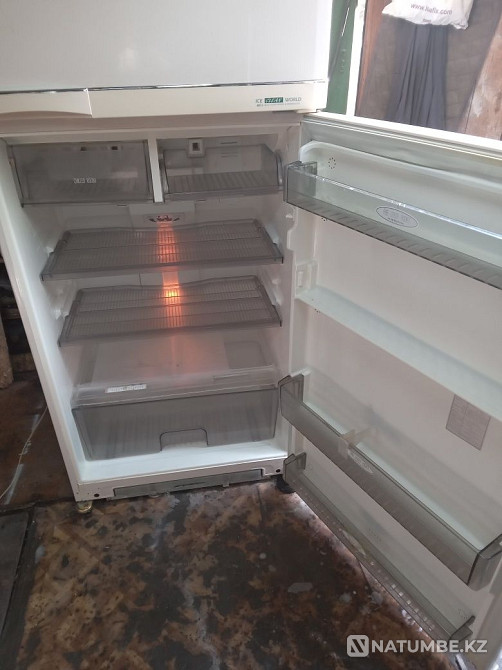 Large SAMSUNG NO FROST refrigerator of Korean assembly Almaty - photo 4