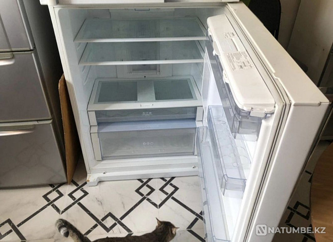 Large LG refrigerator for sale Almaty - photo 3