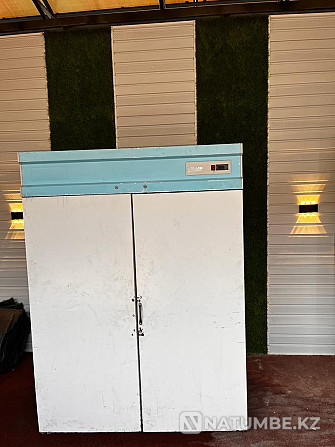 The refrigerator is in excellent condition. URGENT URGENT Almaty - photo 1