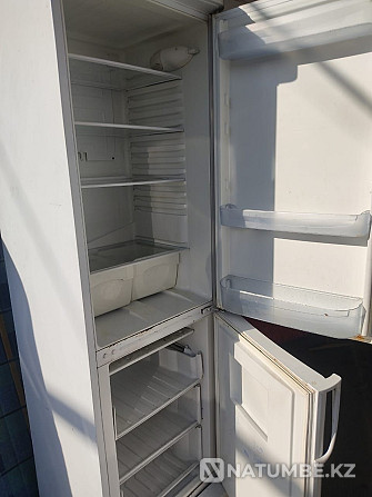 Selling a working refrigerator Almaty - photo 1