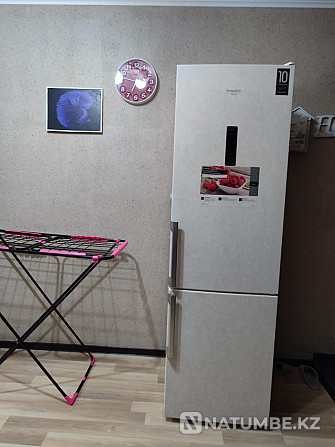 Hot point холодильник Алматы - изображение 3