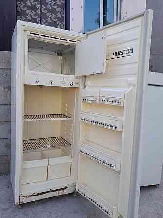 Холодильник рабочий; состояние хорошо ! Almaty