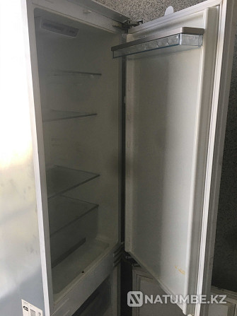 I will sell a used built-in refrigerator B0SСH Almaty - photo 2