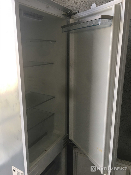 I will sell a used built-in refrigerator B0SСH Almaty - photo 2