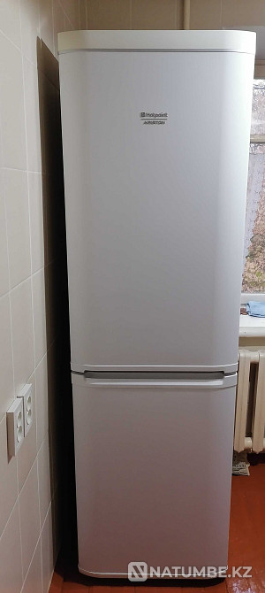 ЖУМЫС ЖАСАМАЙДЫ! /НЕ РАБОЧИЙ! / Продам холодильник Hotpoint - Ariston Алматы - изображение 1