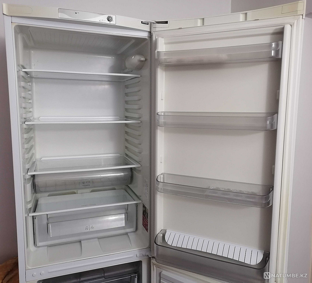 ЖУМЫС ЖАСАМАЙДЫ! /НЕ РАБОЧИЙ! / Продам холодильник Hotpoint - Ariston Алматы - изображение 5