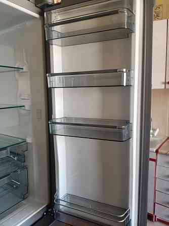 Продам двухкамерный холодильник с 4 мя дверцами Almaty