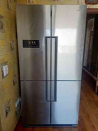 Продам двухкамерный холодильник с 4 мя дверцами Almaty