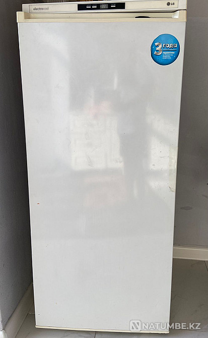 Морозильник вертикальный Алматы - изображение 1