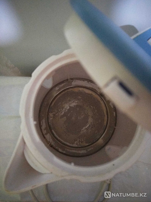 ОТДАМ ДАРОМ электрочайник VITEK; в РАБОЧЕМ состоянии; 1.8л; Б/У Алматы - изображение 3