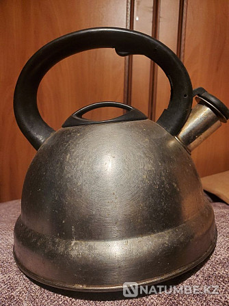 Продам Чайник 1000тг Также есть Матоварка Казачик огнеупорный Алматы - изображение 1
