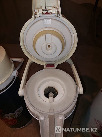 Selling 3 thermoses USSR Almaty - photo 3