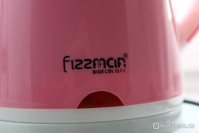 Selling Electric kettle 