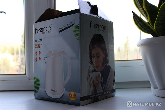 Selling Electric kettle 