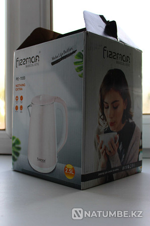 Selling Electric kettle 