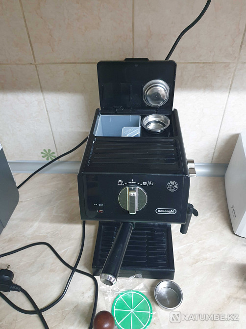 Кофеварка рожковая Delonghi ECP 31.21 Алматы - изображение 5