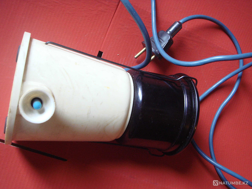 Coffee Mill USSR 1979 Ebonite Body Most Powerful Motor Almaty - photo 4