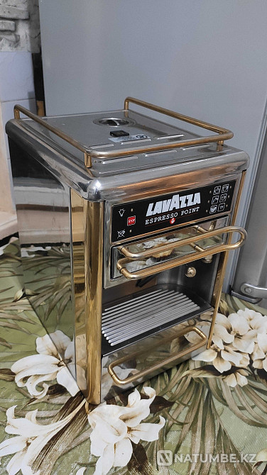 Кофемашина Lavazza Алматы - изображение 1
