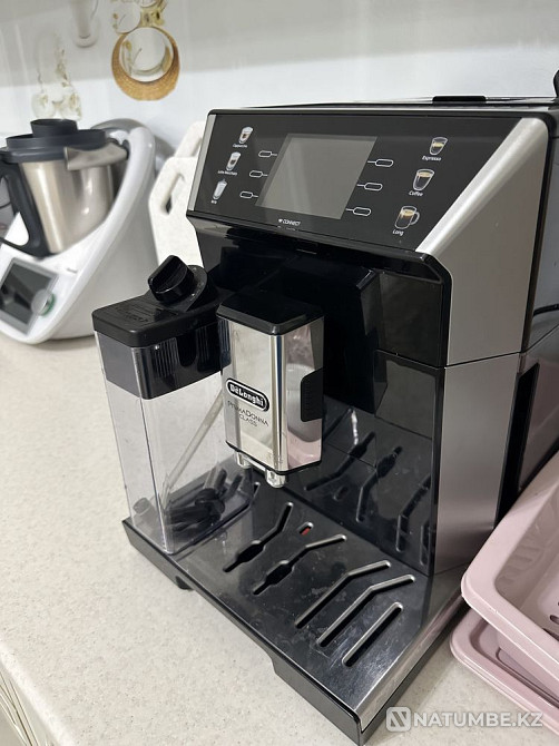 Кофемашина Delonghi PrimaDonna Class Алматы - изображение 3