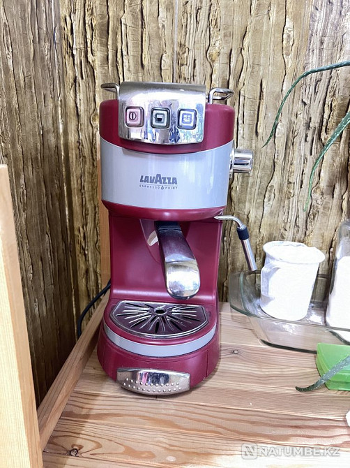 Кофеварка капсульная Lavazza Espresso Point EP 850 Алматы - изображение 1