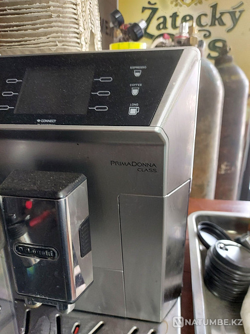 Delonghi coffee machine. PrimaDonna class Almaty - photo 1