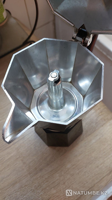 Гейзерная кофеварка Алматы - изображение 2