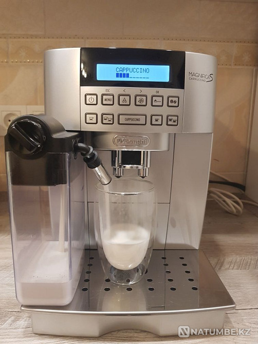 Продам кофемашину delonghi Алматы - изображение 3