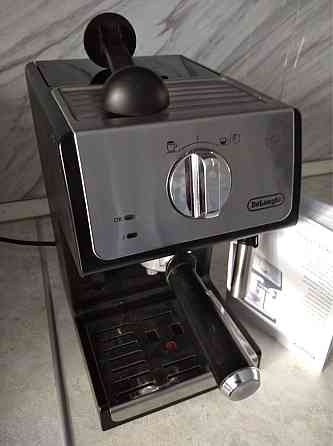 Кофеварка Delonghi Almaty