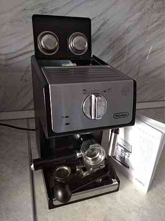 Кофеварка Delonghi Almaty