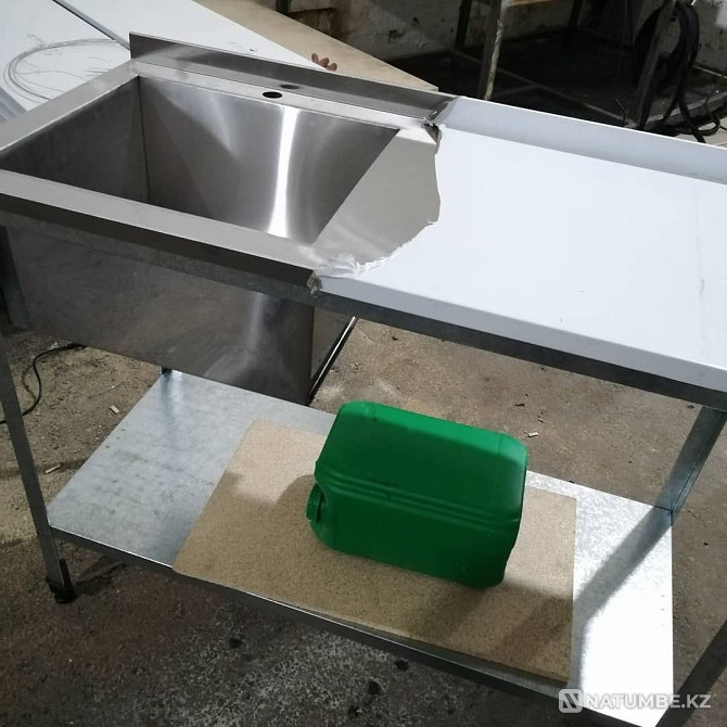 Stainless steel cutting table. Almaty - photo 2