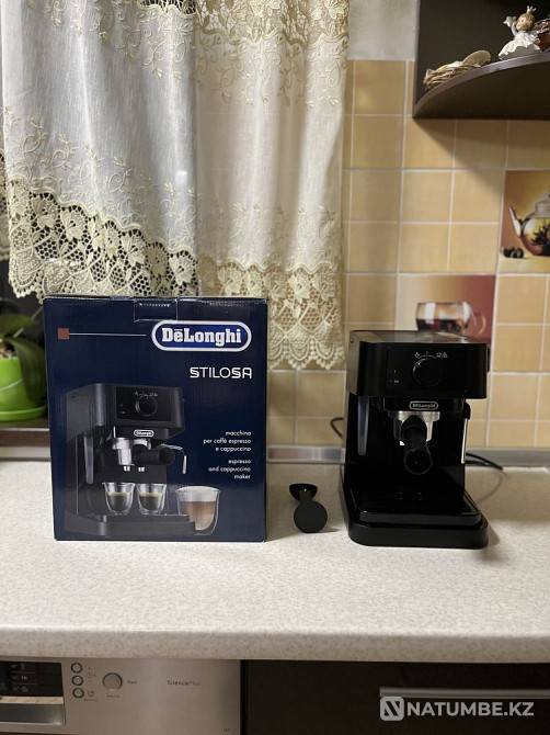 Кофемашина DeLonghi НОВАЯ Алматы - изображение 1