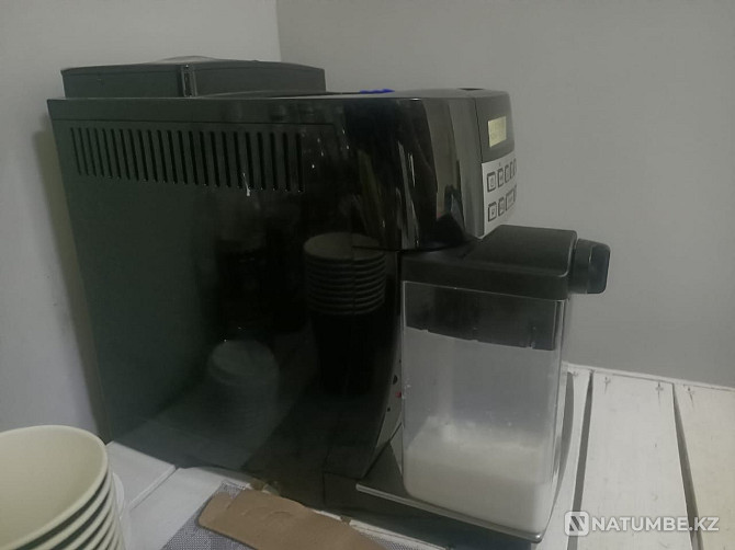 Продам кофе машинку!Б/У 190000 Алматы - изображение 3
