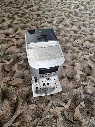 Продам кофемашину Delonghi Алматы