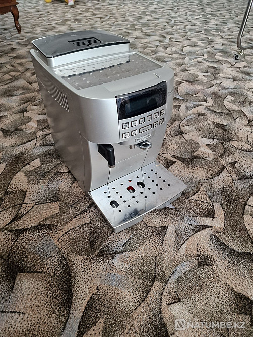 Продам кофемашину Delonghi Алматы - изображение 2