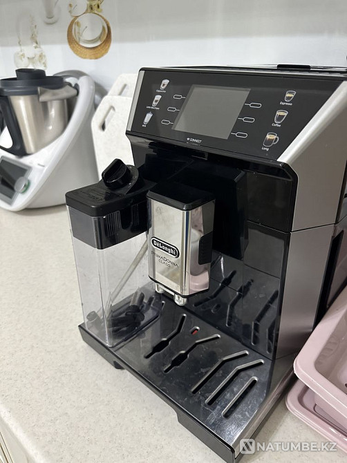 Coffee machine Delonghi PrimaDonna Class Almaty - photo 1