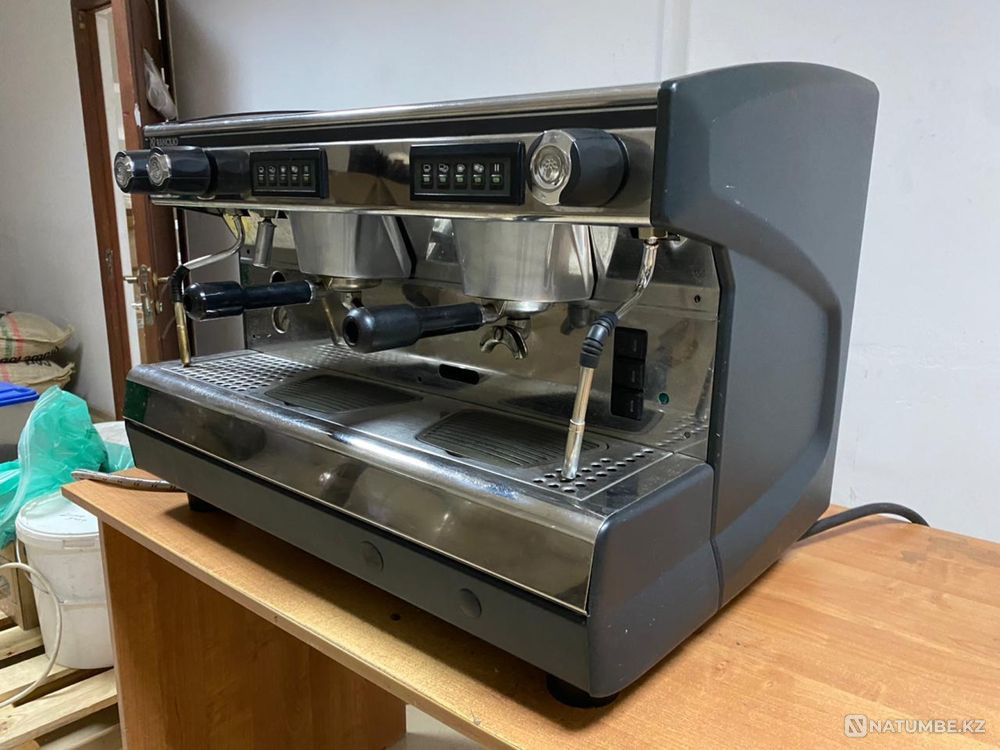 Кофемашина Rancilio Алматы - изображение 1