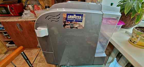 Кофемашина Lavazza; обмен Алматы