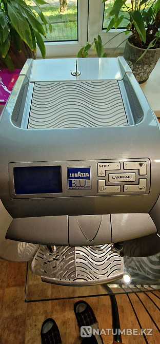 Кофемашина Lavazza; обмен Алматы - изображение 5